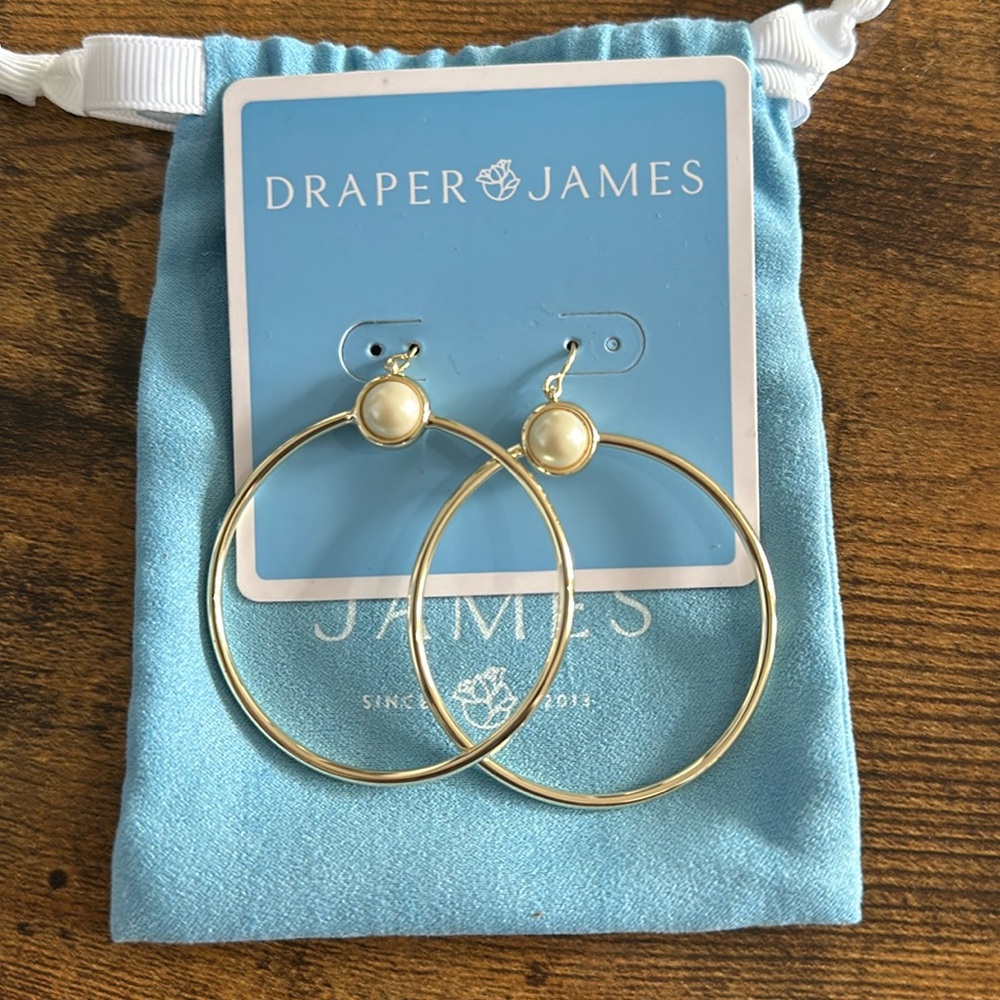 NWT Draper James Gold Hoops with Pearl